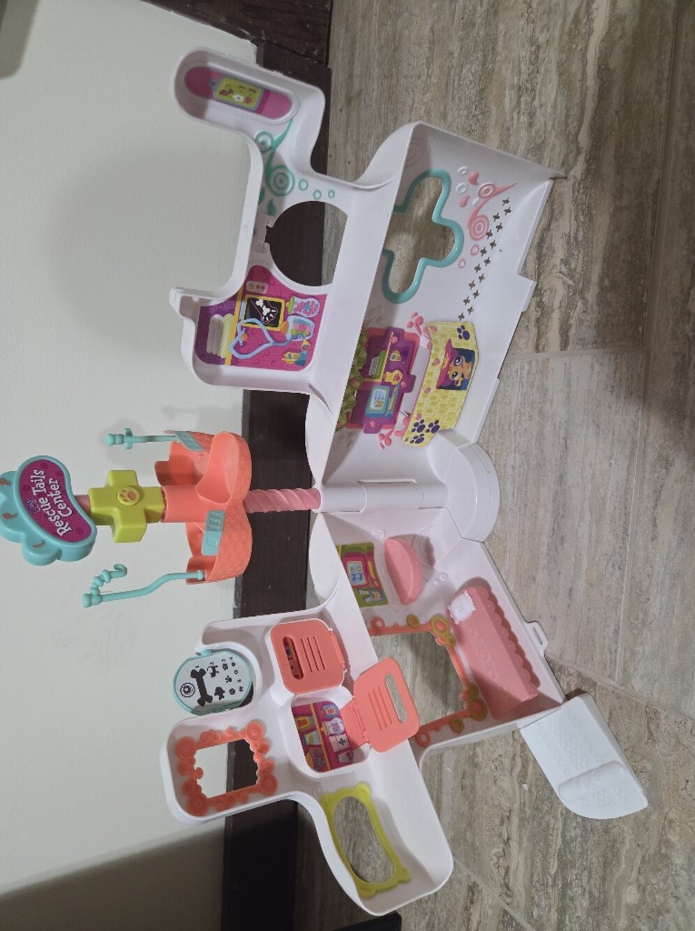 LPS play set - Picture 2 of 2